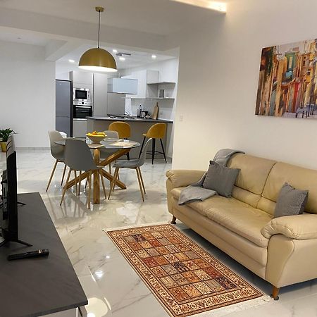 Theatre Appartement Mellieħa Buitenkant foto